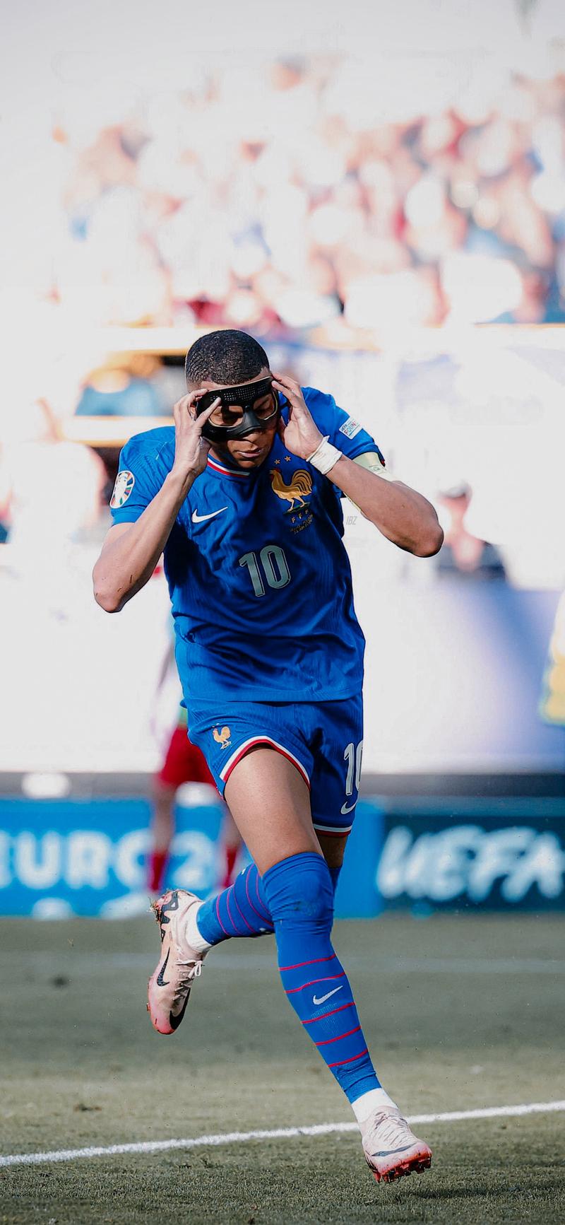 布里兰魔鬼主场誓破江原FC 定位球成胜负手（魔鬼主场布里兰欲斩江原FC，定位球或定胜负）