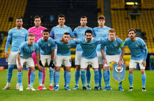 楚阿梅尼：我更喜欢踢6号位；阿隆索经常就后腰位置指导我（楚阿梅尼称更适合踢6号位，阿隆索常就后腰角色指导他）