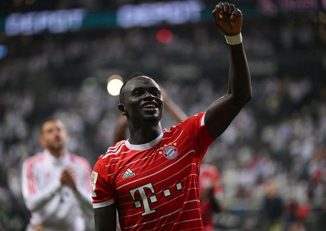 弗赖堡主帅：拜仁全队防守方式值得学习，对阵他们需把握机会（弗赖堡主帅：拜仁整体防守堪称典范，交手时必须把握住机会）