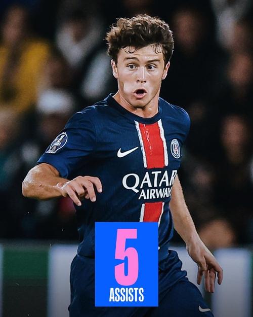 德甲60年头一遭！中国乒乓名将登传奇封面，王励勤都要偷师