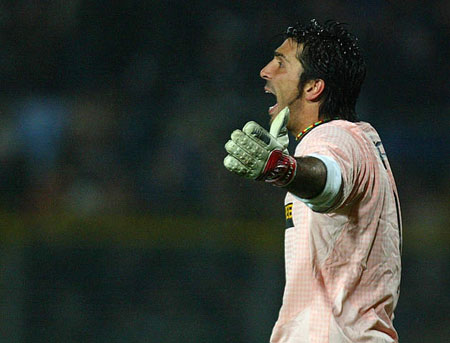 结束租借告别亚泰？徐浩峰：人生虽有离别日，山水应有相逢时（租借期满将别亚泰？徐浩峰：虽有离别，山水终会再相逢）