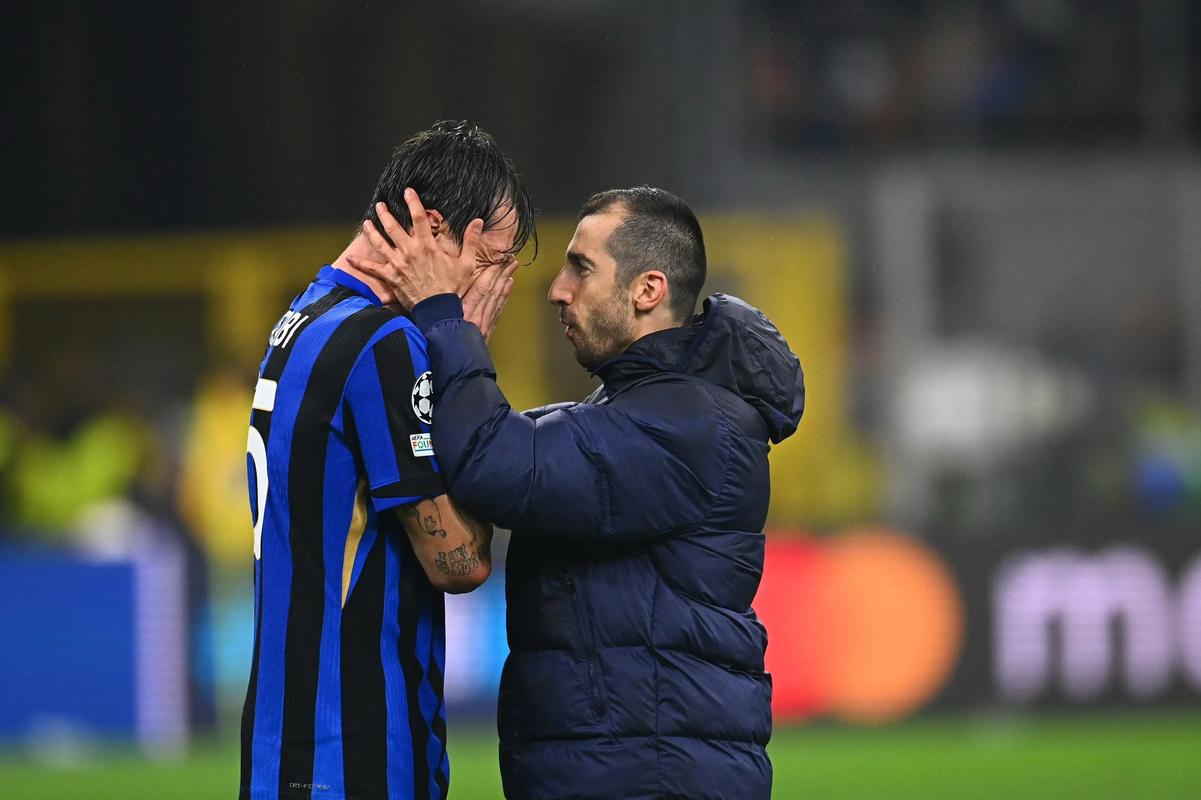 比利亚：传统9号位并没有消失，我非常欣赏阿尔瓦雷斯（比利亚：9号位从未远去，我十分看重阿尔瓦雷斯）