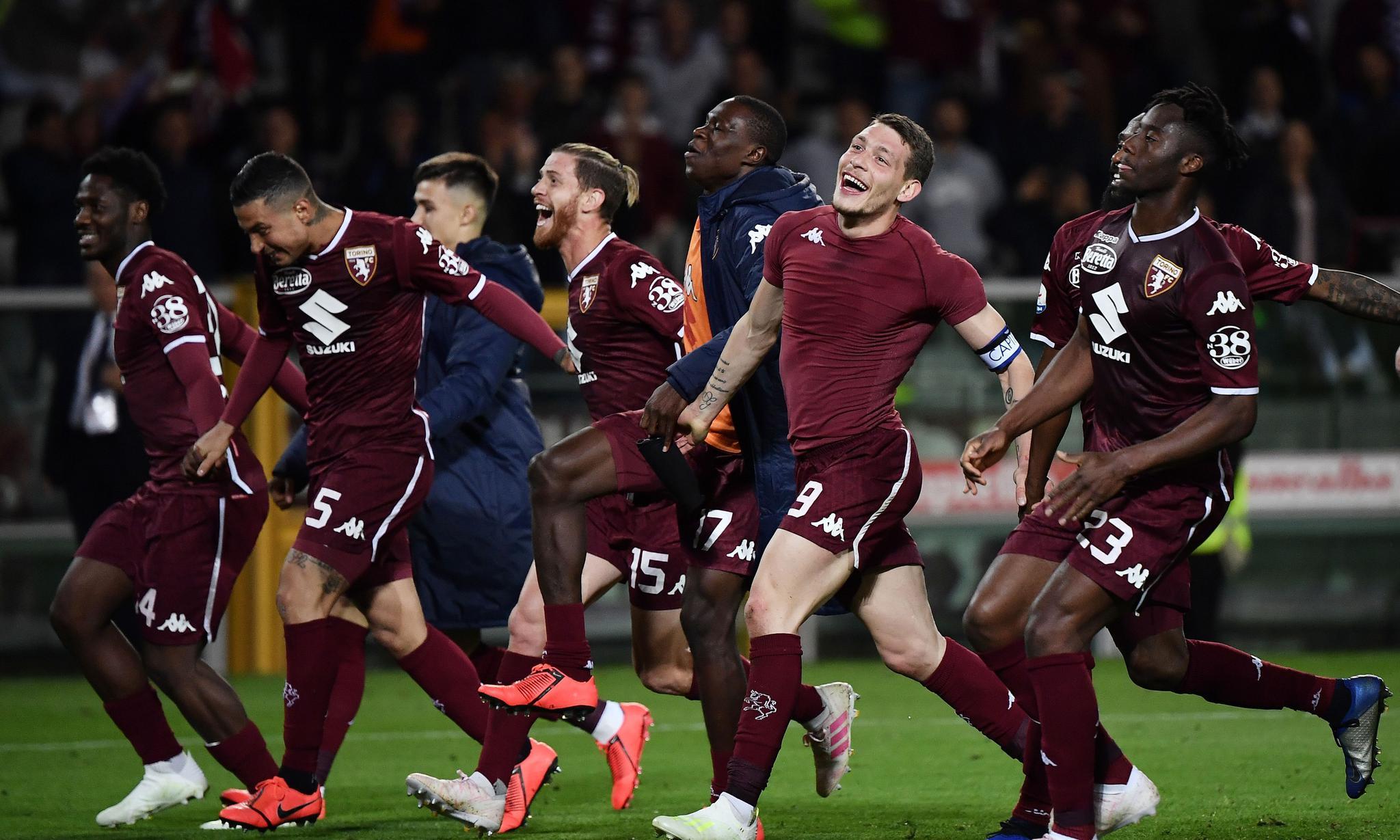 莱比锡中场海达拉300万欧加盟朗斯，签约至2029（朗斯以300万欧签下莱比锡中场海达拉，合同至2029年）